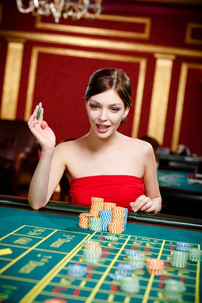 pasarpoker Poker Indonesia live-dealer table display on mobile phone